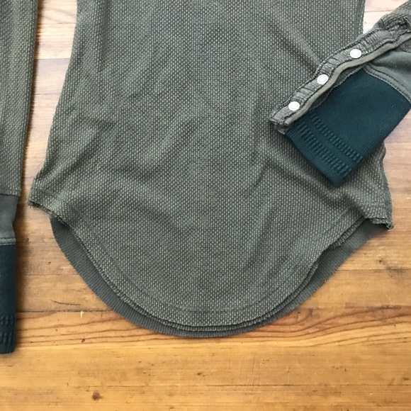 Free People Olive Green Thermal Tee Long Sleeve M - Picture 4 of 8